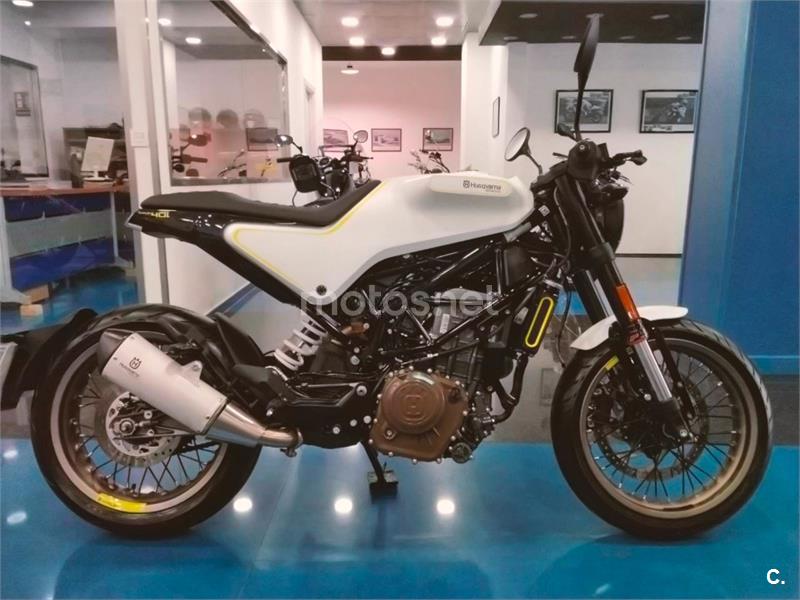 Naked HUSQVARNA VITPILEN 401 2020 4500 en Málaga Motos net