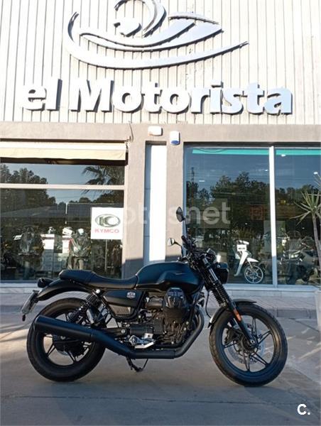 Naked Moto Guzzi V En M Laga Motos Net