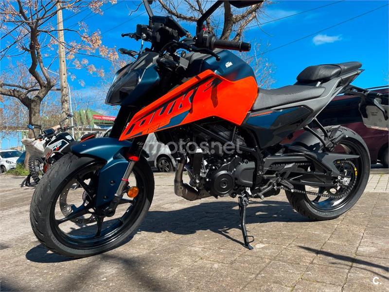 Naked KTM 125 2024 4 950 en Cáceres Motos net