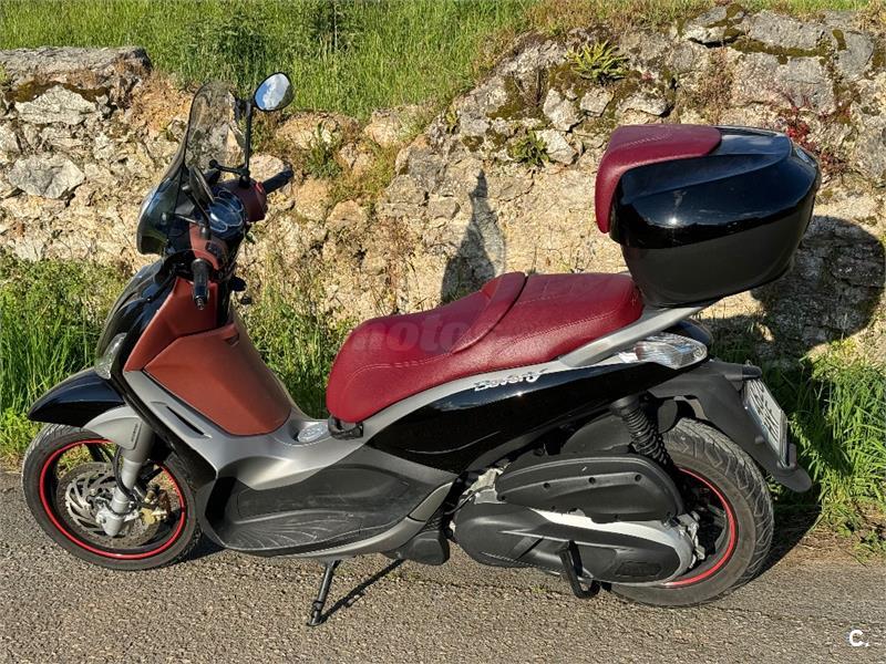 Scooter 125cc PIAGGIO Beverly Sport Touring 350 Ie ABS 2014 2 900