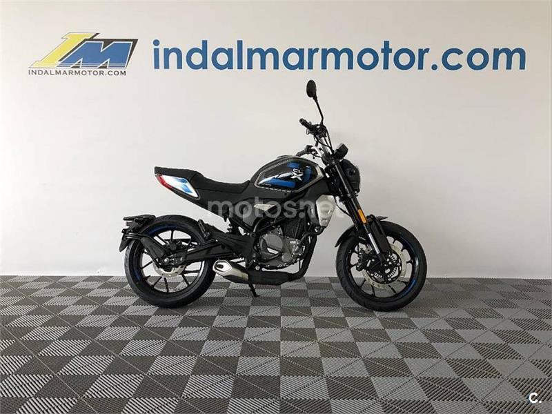 Naked CFMOTO 300 CL X 2025 3 199 en Málaga Motos net