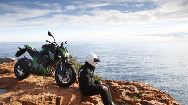 Nueva Kawasaki Z800