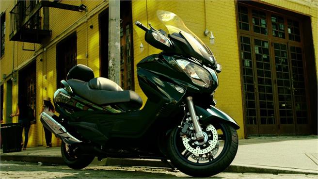 Novedad 2013: Suzuki Burgman 650 Executive