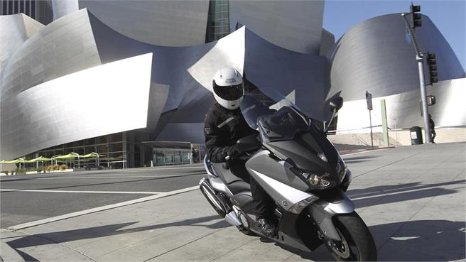 Presentación Yamaha T-Max