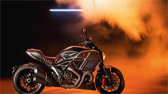Ducati DIavel Diesel Special Edition