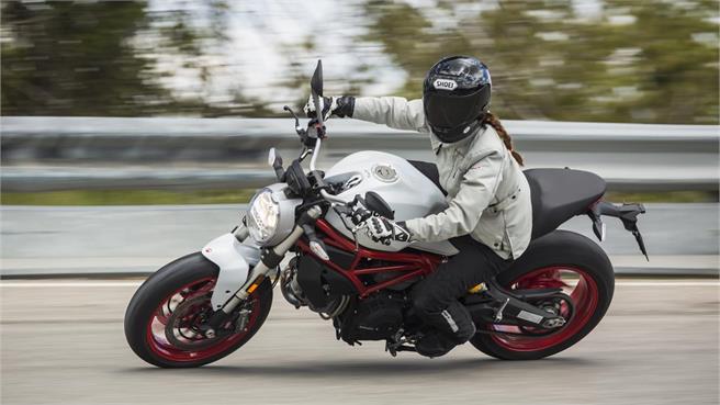 Ducati Monster 797 2017 prueba