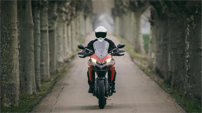 Ducati Multistrada 950: Vibrante