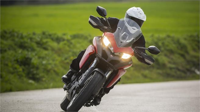 Ducati Multistrada 950: Vibrante