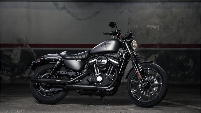 Customiza una HD Iron 883 desde tu Móvil