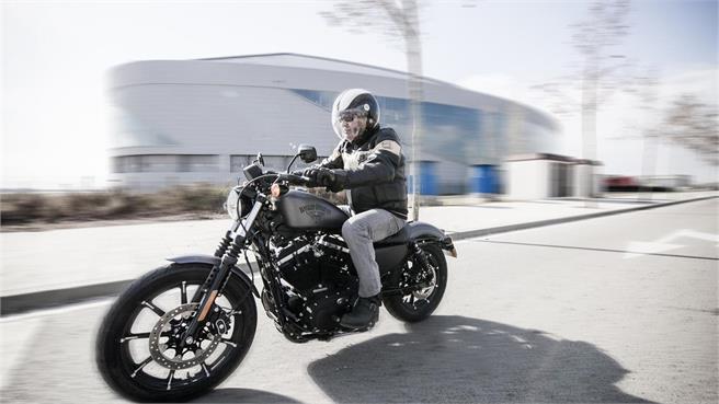 Harley Davidson Sporster 883 Iron 2016
