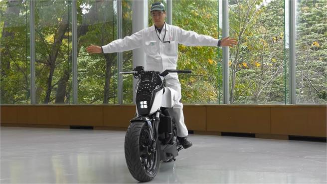 Honda Riding Assist: el autocontrol