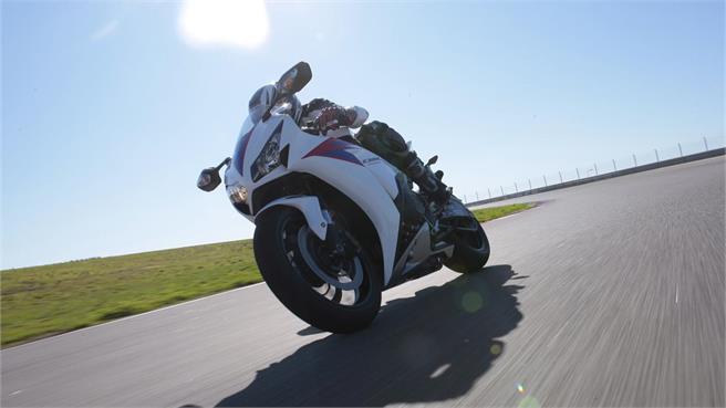 Presentación CBR1000 RR