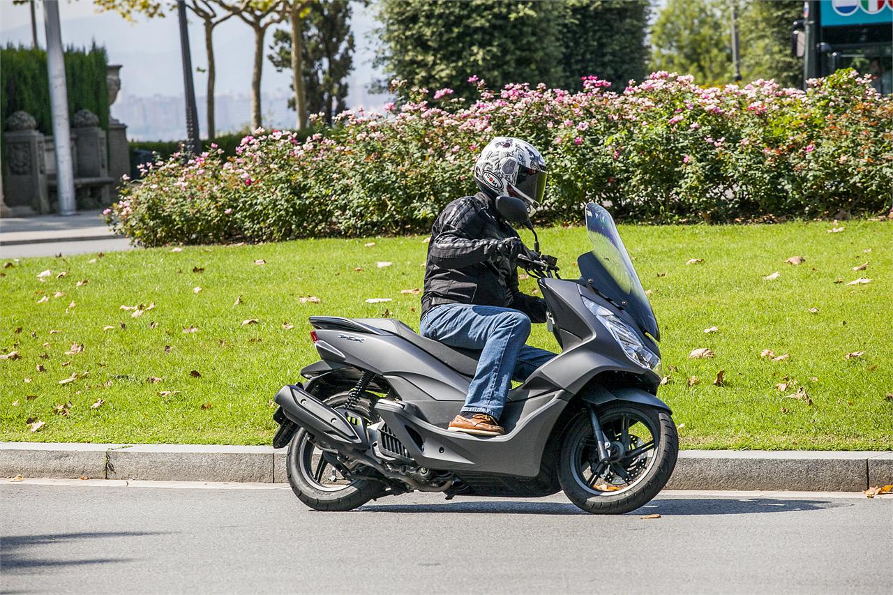 Honda pcx motos net #7