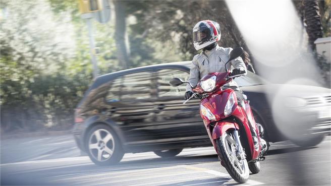 Honda Vision 110: pequeña no en todo
