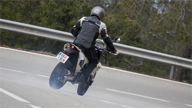 Husqvarna 701 Supermoto