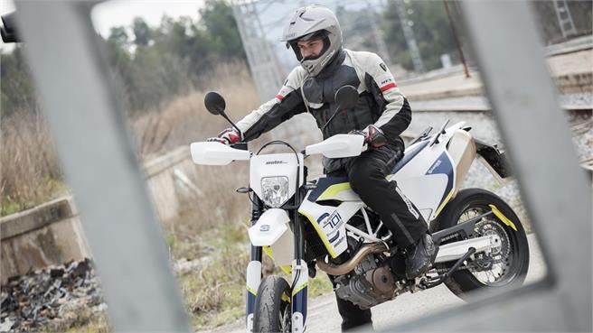 Husqvarna 701 Supermoto