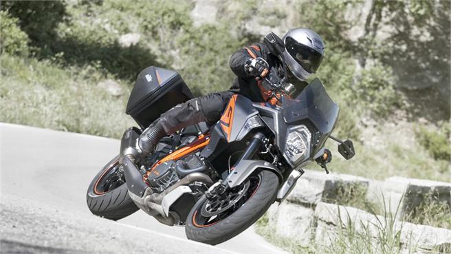 KTM 1290 Super Duke GT 2016