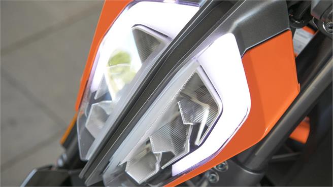 KTM 390 Duke: El A2 con más personalidad