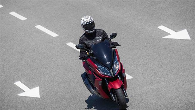 Kymco K-XCT 300i ABS
