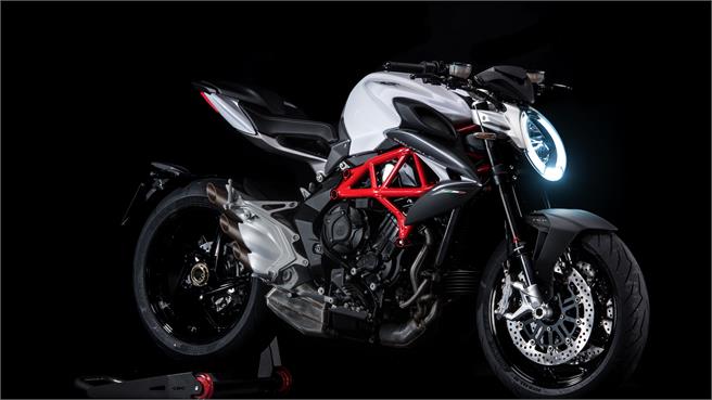 MV Agusta Brutale 800