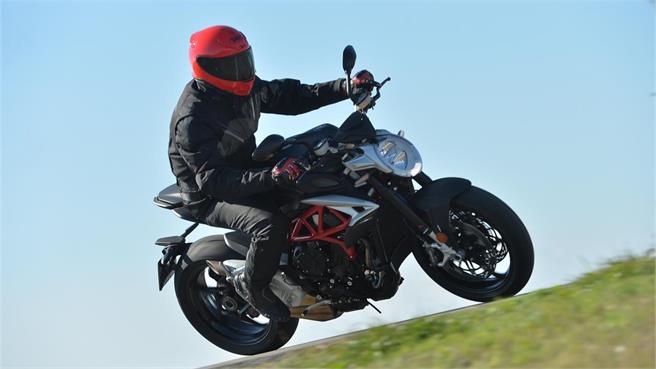 MV Agusta Brutale 800