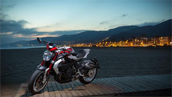 MV Agusta Brutale 800 Dragster RR