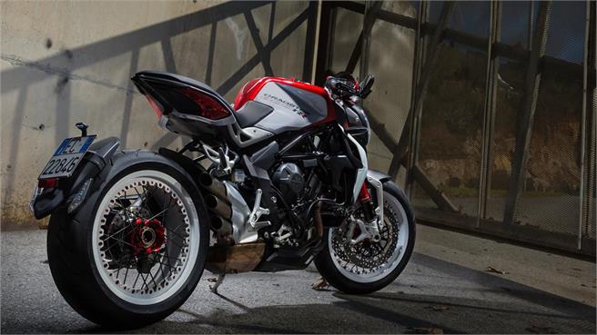 MV Agusta Brutale 800 Dragster RR