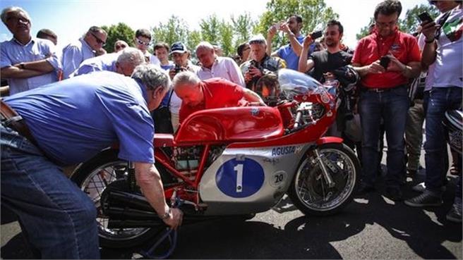 Libro MV Agusta