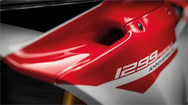 Libro 90º Aniversario Ducati