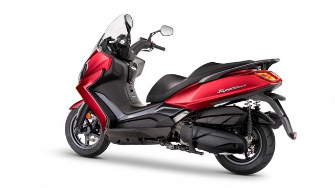 Super Dink 125/350: ya llega el nuevo
