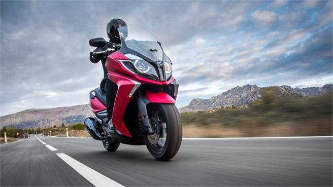 Super Dink 125/350: ya llega el nuevo