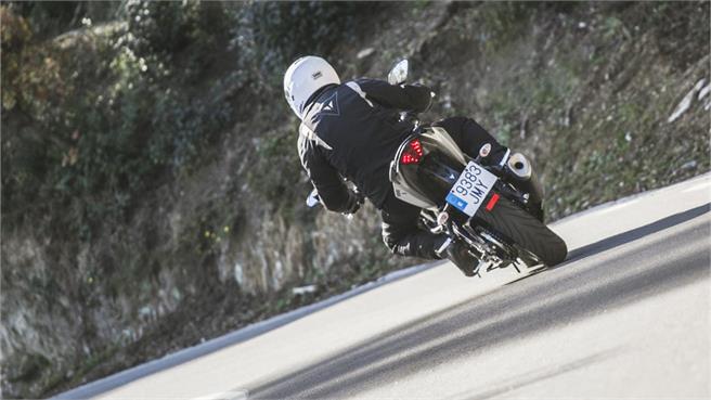 Yamaha MT-03: Vitamina para carné A2
