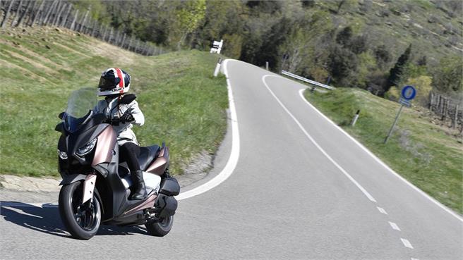 Yamaha X-MAX 300