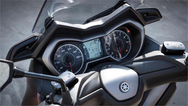 Yamaha X-MAX 300