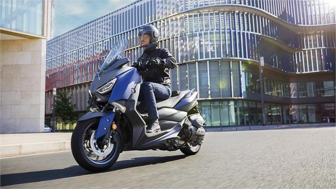 Yamaha X-MAX 400: fichaje renovado 2018