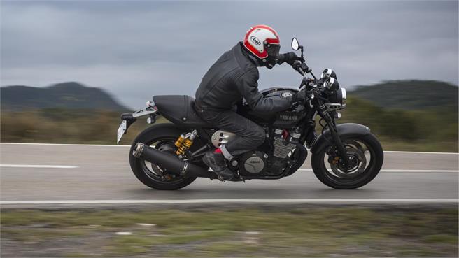 Yamaha XJR 1300 2016
