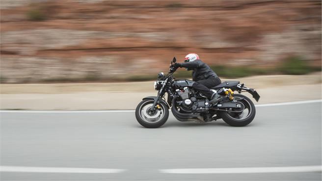Yamaha XJR 1300 2016