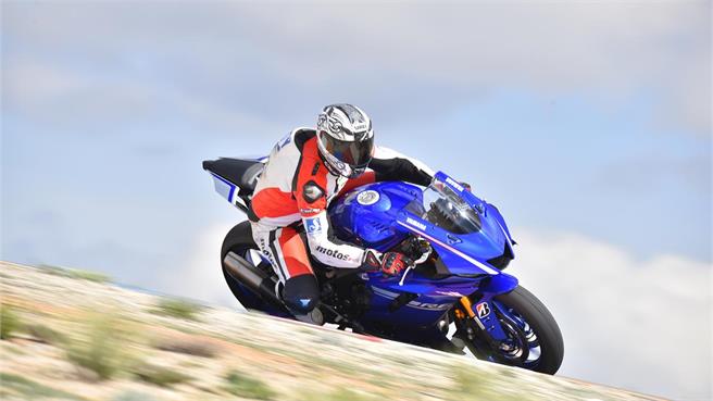 Yamaha R6