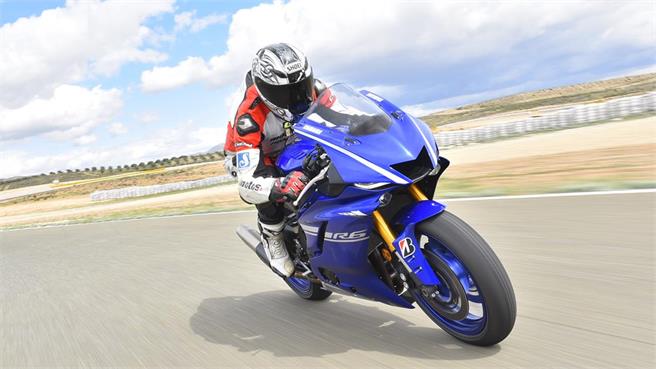 Yamaha R6