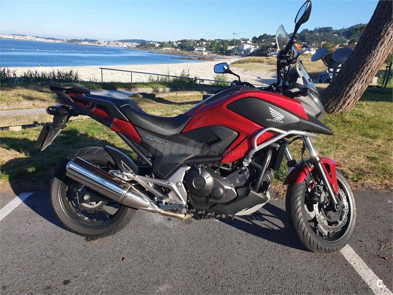 HONDA nc 750 750 de color Rojo del año 2016 con 7000km ...