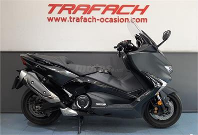 Nueva YAMAHA TMAX 560 a Motos Trafach Girona Nueva YAMAHA TMAX 560 a Motos Trafach Girona