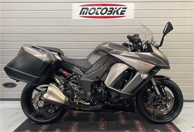 Black TANKSCHULTZ Kawasaki Z 1000 SX GP-549 M Black TANKSCHULTZ Kawasaki Z 1000 SX GP-549 M