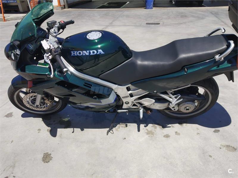 HONDA VFR 750 (1992) 1500 € en Granada