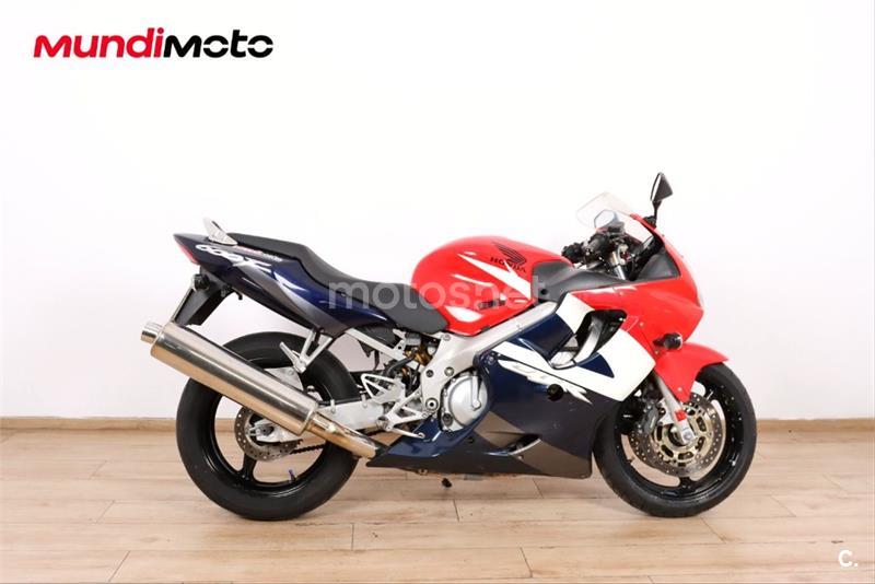 Sport HONDA CBR 600F (2002) 2490 € en Barcelona Sport HONDA CBR 600F (2002) 2490 € en Barcelona