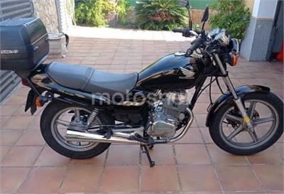 Flanc Arrière Droit Pour Honda CB 250 Two Fifty (MC26) - 1991 à 1996 - Pièce D'occasion