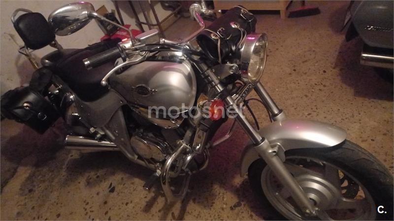 1 Motos KYMCO venox 250i de segunda mano y ocasión, venta de motos usadas  en Valladolid 