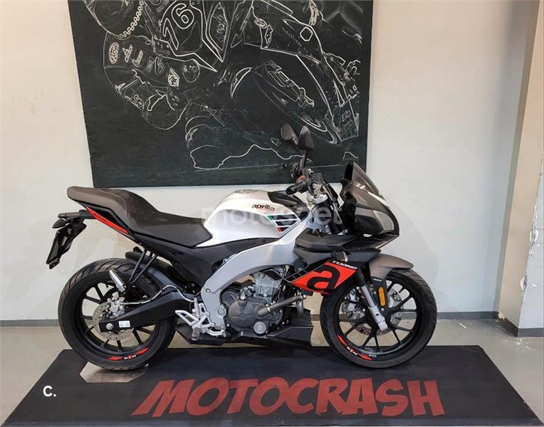 APRILIA Tuono 125