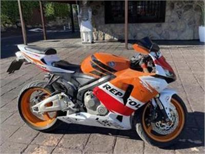 2 Motos HONDA cbr 600 rr de segunda mano y ocasión, venta de motos usadas  en Burgos 
