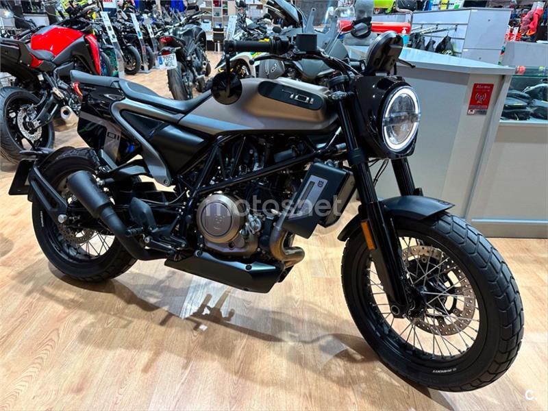 1 Motos HUSQVARNA svartpilen 701 de segunda mano y ocasión, venta de motos  usadas en Granada 