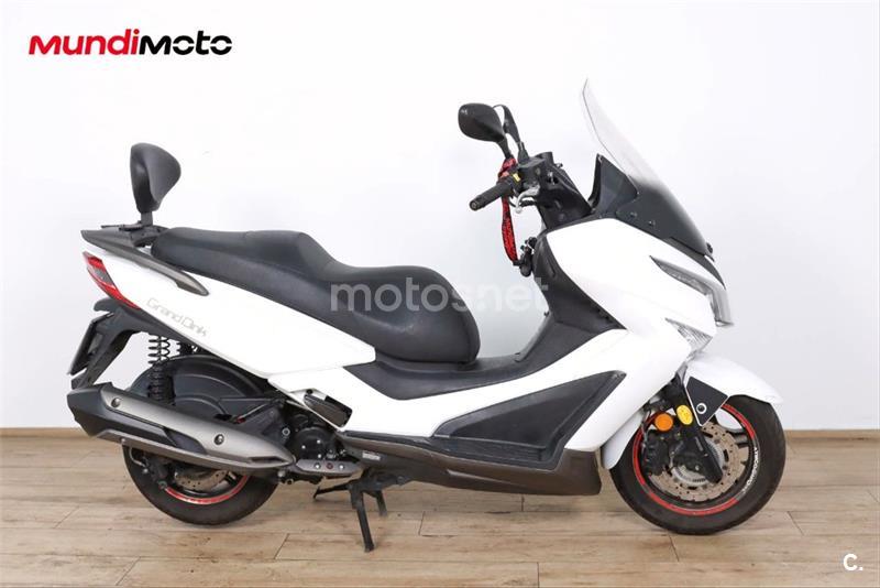 KYMCO Grand Dink 300